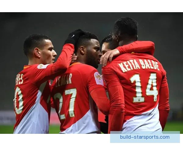 摩纳哥俱乐部引领欧洲足球新潮流与豪门竞技格局分析